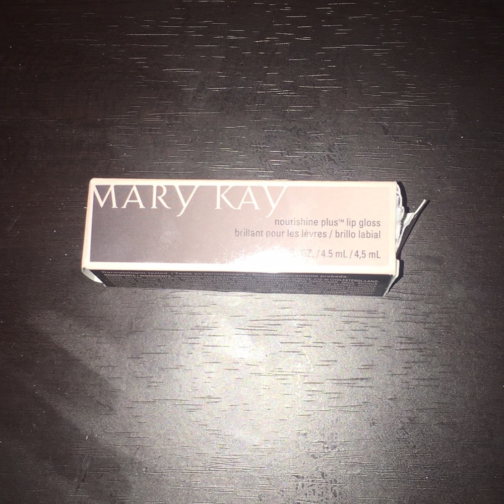 Mary Kay nourishing plus lip gloss